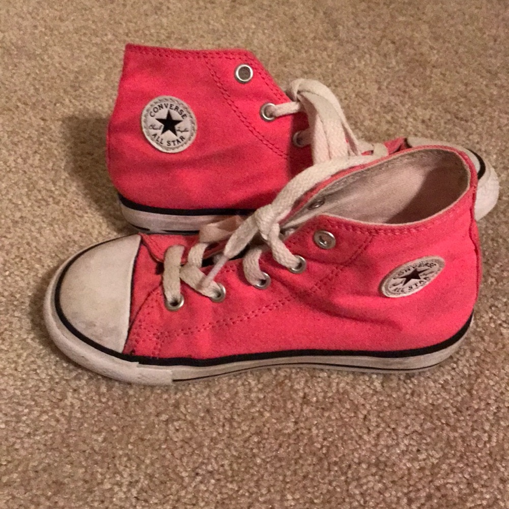 Converse (hot pink) size 10-EUC!